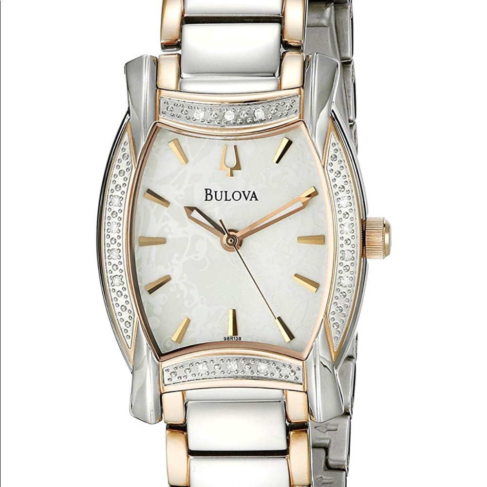 Bulova Womens watch with 14 Diamonds #98R138